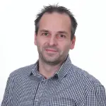 benyats kornel gomep